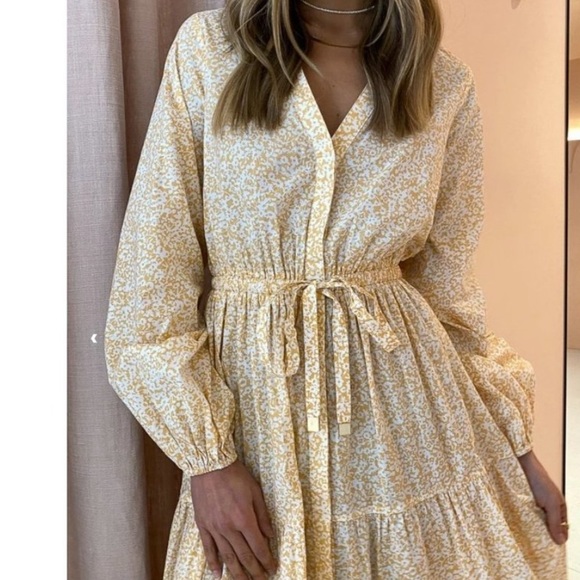 Nicola Waltz Maxi Dress in Peach Floral - Picture 3 of 5